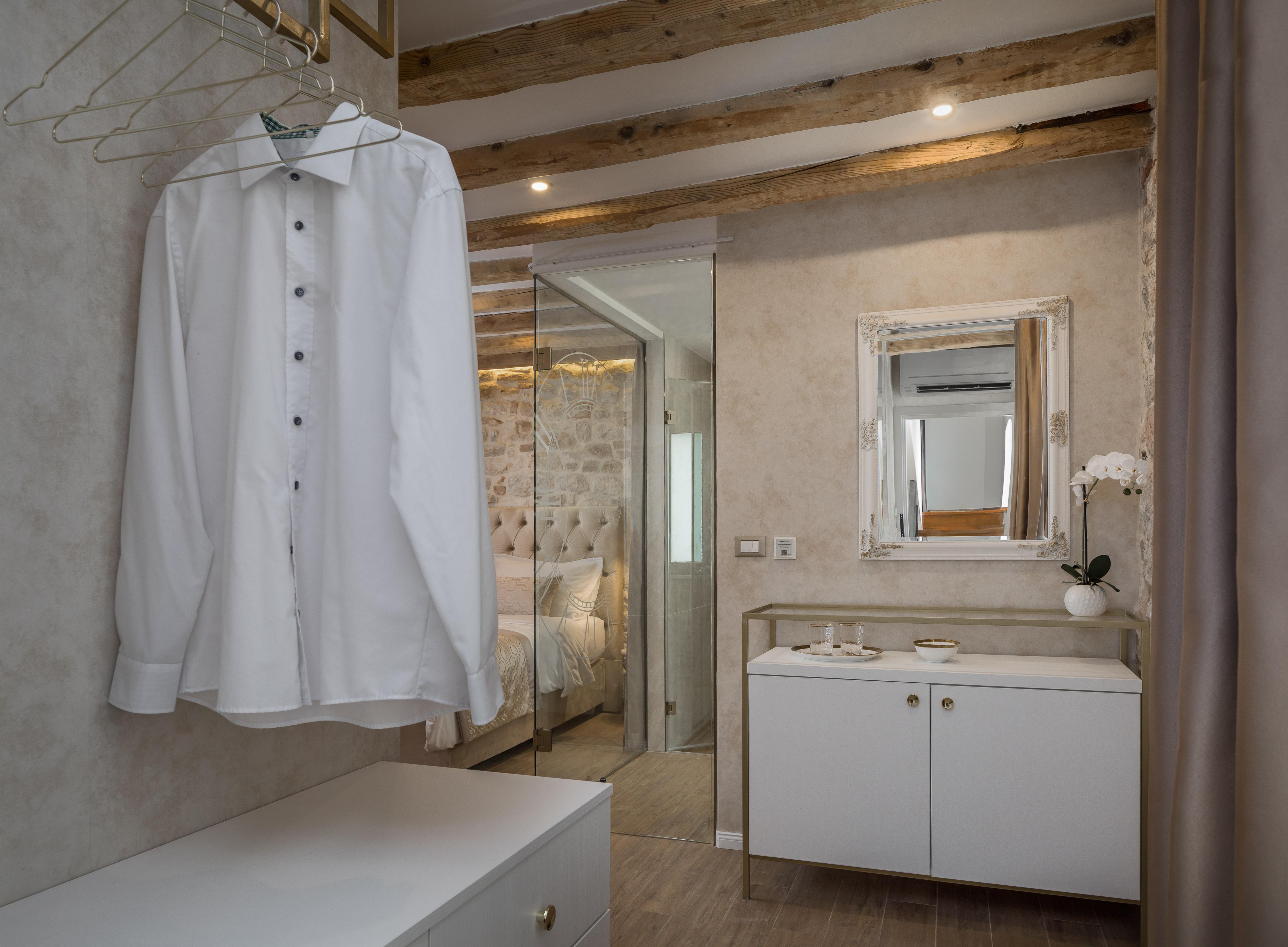 Le Premier Luxury Rooms Split Exterior photo
